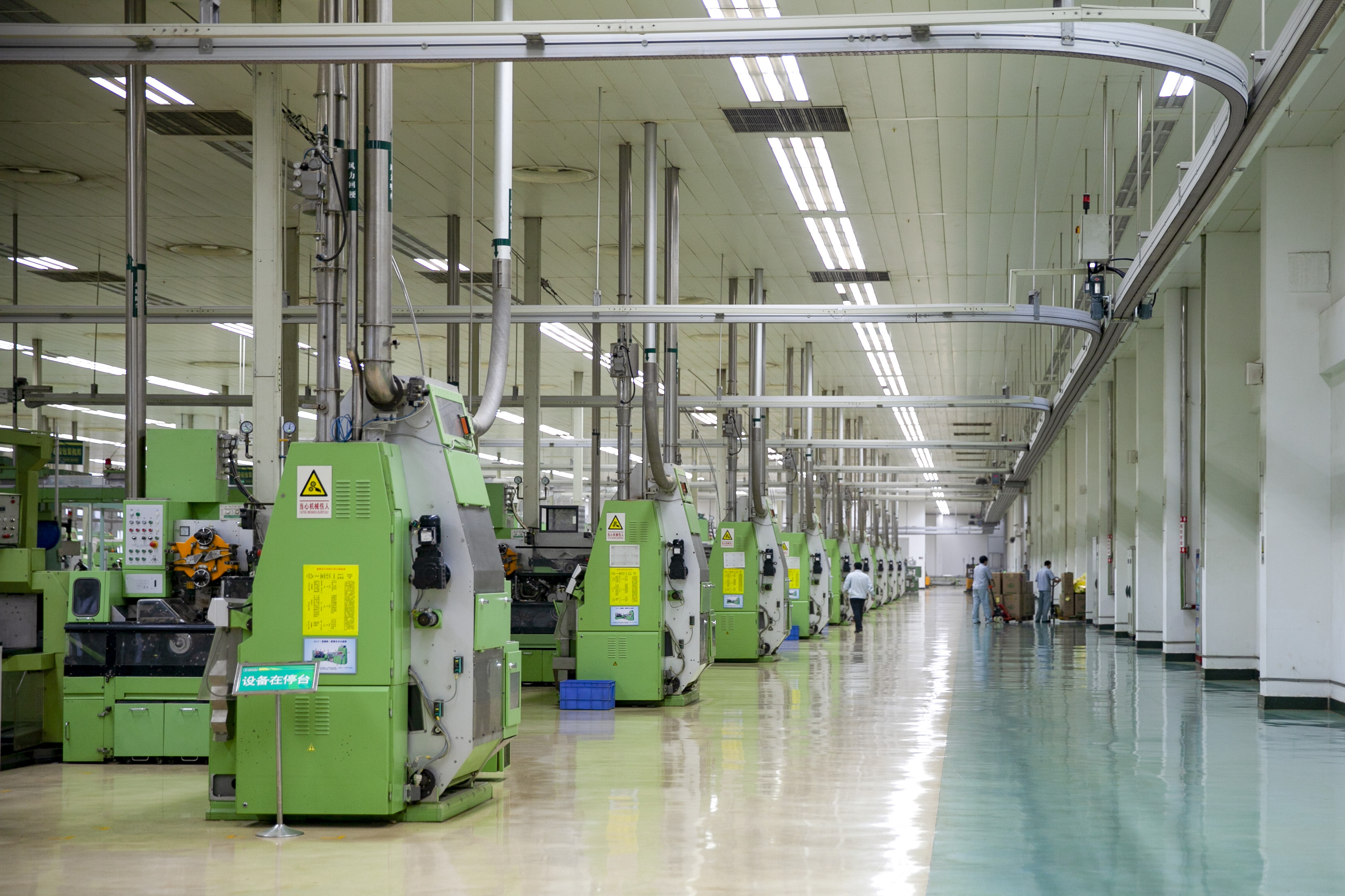 摄图网_501571106_卷烟厂生产车间（非企业商用）